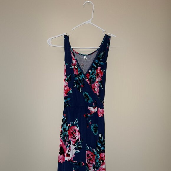 $6 Bundle Add On - Floral Maxi Dress - Picture 2 of 5